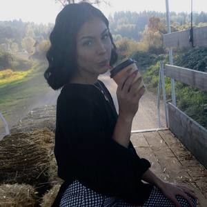 Meet your Posher, Casey